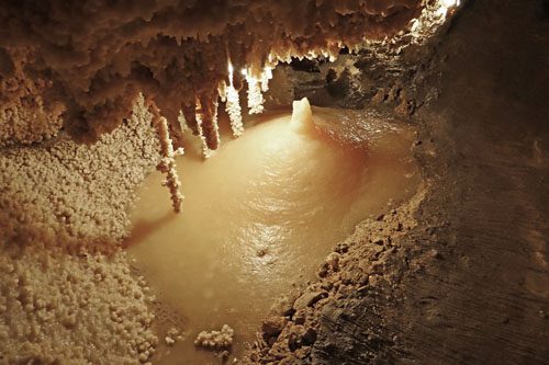 The Caverns of Sonora are stunning limestone caves, renowned for their breathtaking formations and guided tours that unveil their natural beauty. Caverns of Sonora are among the world’s most stunning show caves