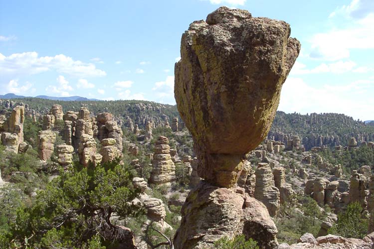 Chiricahua National Monument: Explore unique rock formations and diverse wildlife in this stunning park, showcasing the beauty of Arizona's landscapes. Top places to go in Arizona Chiricahua National Monument is a hidden gem of towering rock formations