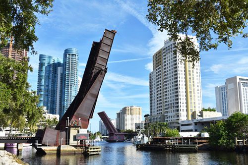 Visit Fort Lauderdale, Florida: A vibrant city famous for its stunning beaches, boating canals, lively nightlife, and diverse dining options. Fort Lauderdale Florida-min