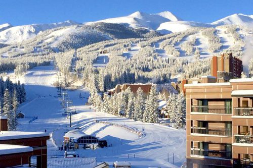 Explore Peak 9 Road: A scenic mountain route in Colorado with stunning vistas, perfect for adventurous drives, hiking, and capturing alpine landscapes. Must-Do Experiences in Breckenridge, Colorado Peak 9 Road