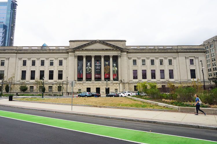 Exterior view of The Franklin Institute, a renowned science museum in Philadelphia, Pennsylvania, featuring its grand neoclassical architecture. Best Travel Destinations in Pennsylvania 